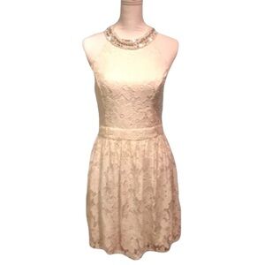 Vintage White Lace Sleeveless Dress